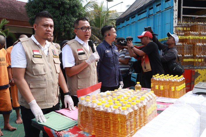 Kejahatan Minyakita Palsu Terbongkar, Polres Malang Tangkap Tersangka Raup Untung Jutaan Rupiah