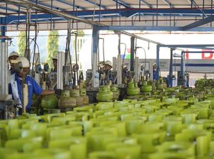Warga Kesulitan Mendapatkan LPG 3 Kg, Pengecer Didorong Jadi Pangkalan