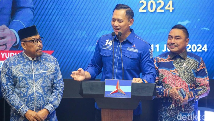 Murad Ismail-Michael Wattimena Semringah Maju ke Pilgub Maluku 2024 Murad Ismail-Michael Wattimena Semringah Maju ke Pilgub Maluku 2024