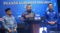 AHY pun membeberkan alasan mengusung Michael Wattimena sebagai pasangan Murad di Pilgub Maluku. Dia mengatakan Michael Wattimena merupakan salah satu kader terbaik Demokrat.
