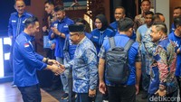 Dia menyebut Ketua Majelis Tinggi Partai Demokrat Susilo Bambang Yudhoyono (SBY) juga telah merestui pencalonan mereka.