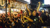 Suasana nobar pun semakin meriah karena Indonesia berhasil mengalahkan Filipina dengan skor akhir 2-0. (Foto: Rifki Afifan Pridiasto)