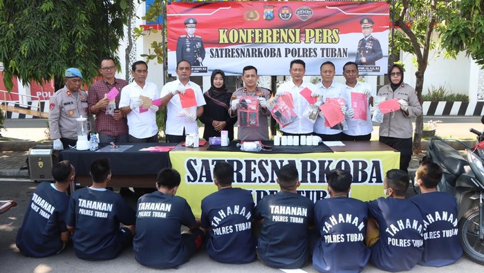 Para pengedar narkoba di Tuban diringkus