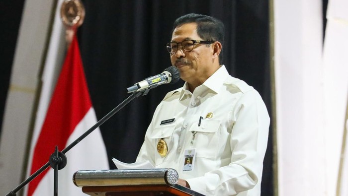 Pj Gubernur Jawa Tengah Nana Sudjana