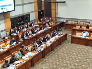 Rapat di DPR, Plt Ketua KPK Lapor Penerimaan dari Tipikor Capai Rp 260 M