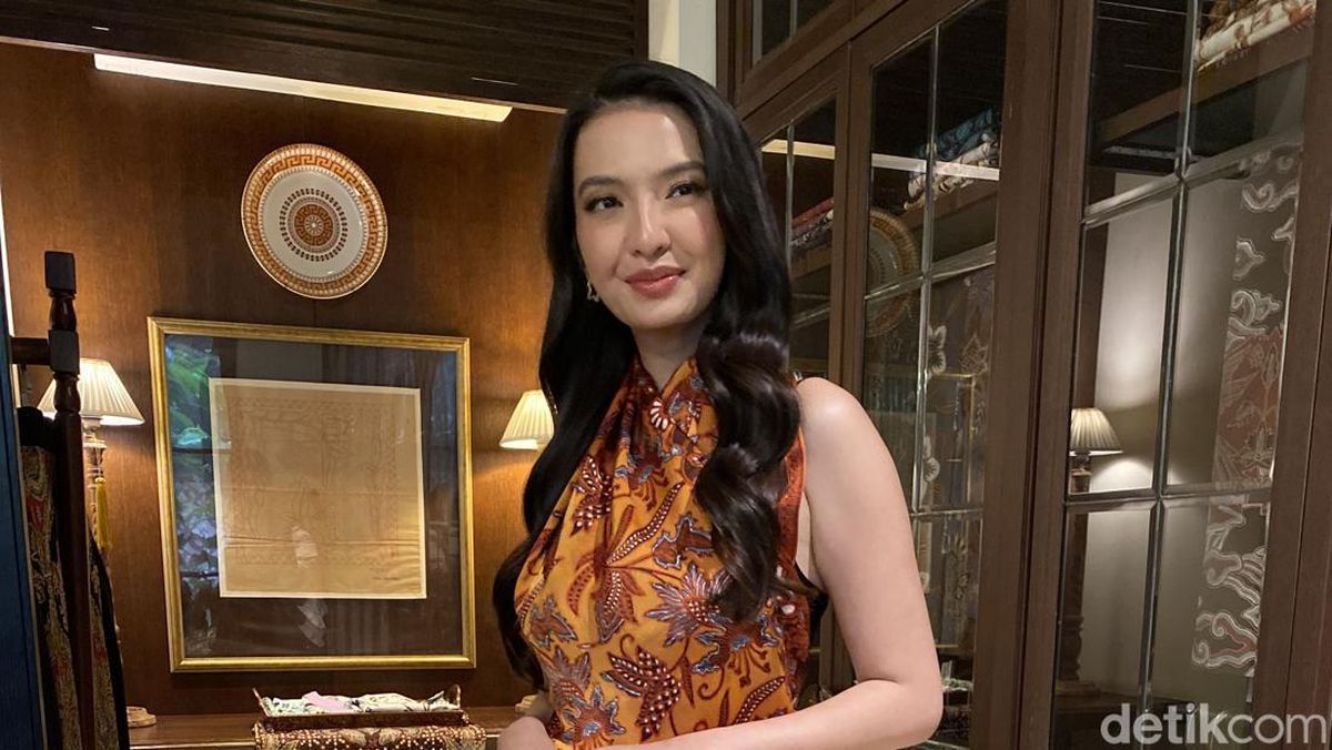 Dikaitkan dengan Raline Shah, Brian Armstrong Bantah Pernah Menikah
