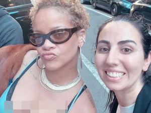 Penampilan Rihanna Tanpa Makeup dan Rambut Palsu, Bikin Pangling