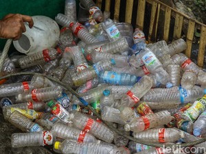 Seluk Beluk Daur Ulang Botol Plastik Air Mineral Indonesia