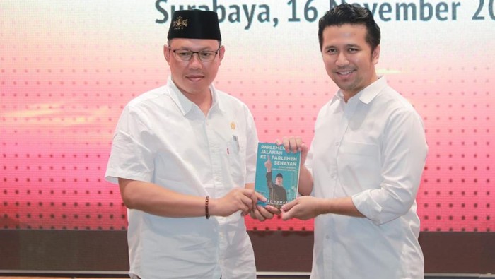 Senator DPD RI, Ahmad Nawardi bersama Emil Dardak