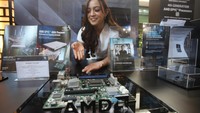 AMD mengumumkan jajaran prosesor AMD Ryzen™ AI mobile dan desktop untuk segmen enterprise dan consumer mulai dari konten creator, desainer, gamer, bahkan hingga pelajar sekalipun, yang memberikan produktivitas lebih optimal dengan pengalaman teknologi AI canggih serta konektivitas premium. AMD Ryzen™ PRO 8040 Series baru adalah prosesor x86 tercanggih yang dibuat untuk laptop bisnis dan workstation mobile. AMD juga menampilkan prosesor desktop AMD Ryzen™ PRO 8000 Series, prosesor desktop berkemampuan AI pertama untuk pengguna bisnis, yang dirancang untuk menghadirkan kinerja mutakhir dengan konsumsi daya rendah.