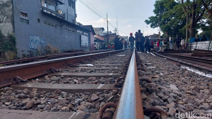 tewas tertabrak KA Penataran Kota Malang