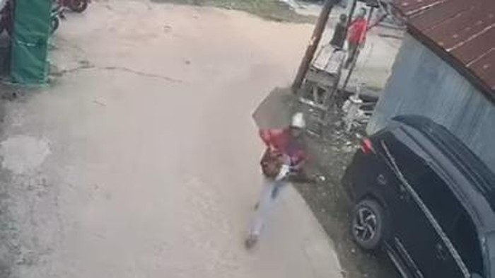 Aksi pencurian kambing jelang Idul Adha di Palembang tertangkap CCTV.