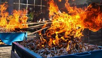 Pemusnahan ini sebagai upaya menekan peredaran barang kena cukai ilegal yang merugikan negara dan masyarakat.  