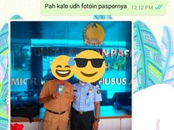 Begini Jadinya Kalau Bapak-bapak Main Internet, Kocak Abis!