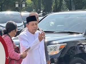 Jokowi Bagi-bagi Izin Tambang ke Ormas, Habib Luthfi Buka Suara