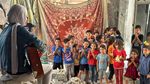 Sang Dewi Penghibur Anak-anak di Gaza itu Bernama Rahaf Nasser