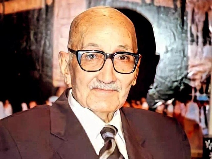 Kamal Ismail.