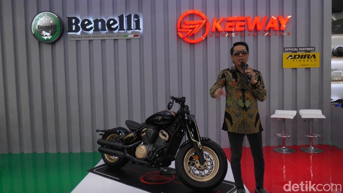 Keeway Napoleonbob 500.