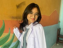 5 Potret Gemas Nayla Denny Purnama Berseragam Sekolah