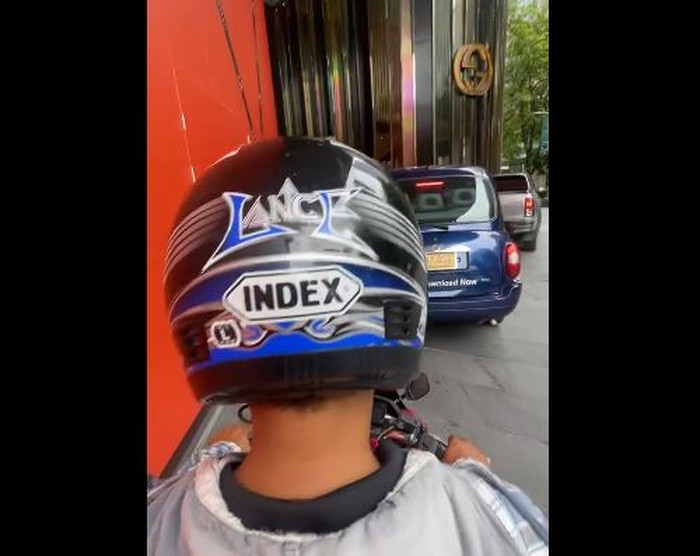 Ojol boleh masuk lobby mall di Thailand