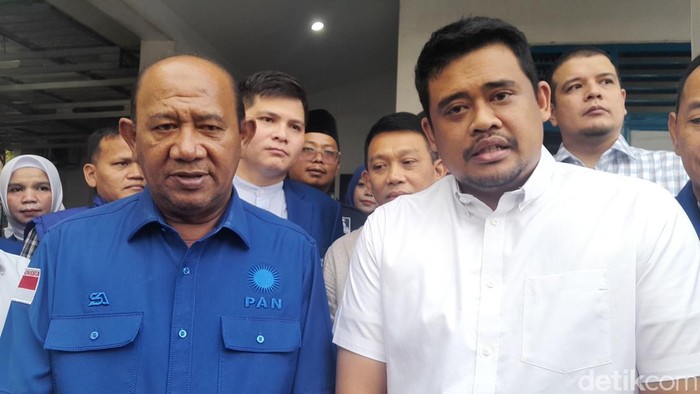 Ondin dan Bobby Nasution saat memberikan keterangan di DPW PAN Sumut. (Nizar Aldi/detikcom)