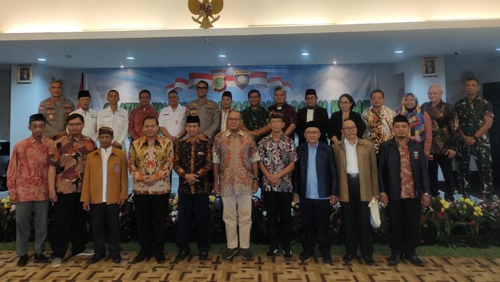 Polda Metro menggelar dialog bersama tokoh lintas agama di Hotel Grand Kemang Jakarta Selatan, Rabu (12/6/2024).