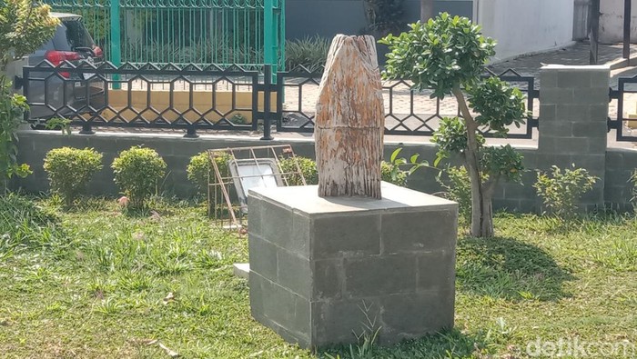 Potret patok jati Soekarno di Jatibarang, Indramayu