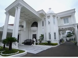 10 Potret Rumah Mewah Juragan Daster di Purwakarta, Bak Istana Megah