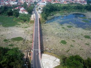 Kata Pakar soal Solusi Penanganan Sampah yang Cemari Sungai Citarum