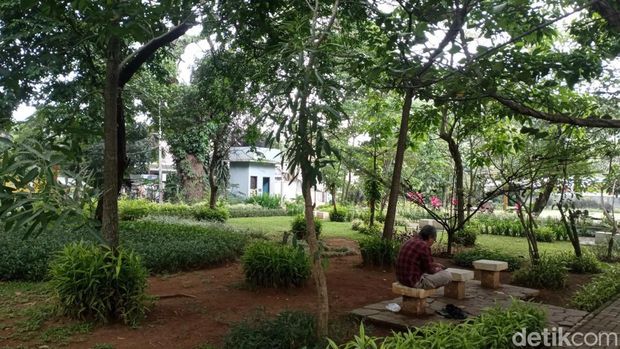 Suasana Sore di Taman Cibeunying, Kota Bandung