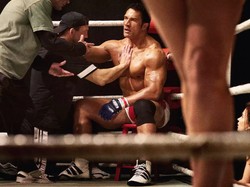 Dwayne The Rock Johnson Bikin Pangling, Otot Kempes Drastis