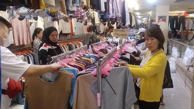 Thrifting Pasar Senen