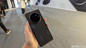 Vivo X Fold3 Pro jadi ponsel layar lipat pertama di Indonesia yang menggunakan chipset Snapdragon 8 Gen 3. Foto: Virgina Maulita Putri/detikINET