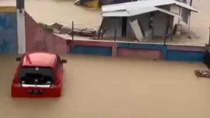Banjir di Banggai Laut Sulteng.