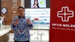 Bidik Pasar Asuransi Kacamata berskala Global
