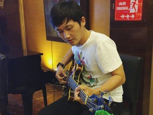 Eric Erlangga Teman Duet Melly Goeslaw di AADC Comeback Rilis Karya Baru