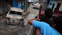 Seluruh penduduk Tila, sekitar 4.000 orang, meninggalkan rumah mereka, beberapa diantaranya naik bus pemerintah ke tempat penampungan terdekat, di mana banyak di antara mereka yang masih tinggal hingga saat ini, tidur di atas tikar di tanah.  
