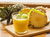5 Alasan Nanas Tingkatkan Gairah Bercinta, Bagus Dikonsumsi Pria Wanita!