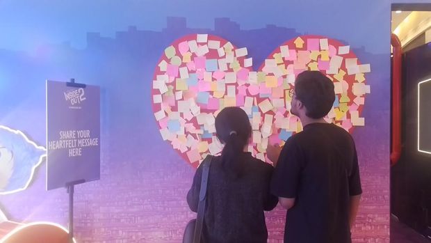Instalasi Inside Out 2 di Pacific Place