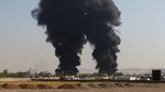 Foto-foto Kebakaran Hebat Kilang Minyak di Irak