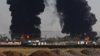 Potret terkini kebakaran hebat yang terjadi di kilang minyak di wilayah Kurdistan, Irak, Kamis (13/6/2024).