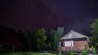 Di lokasi ini, kita bisa menikmati malam bertabur gugusan Bima Sakti.  