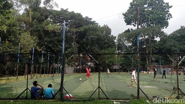 Kondisi Lapangan Supratman, Kota Bandung yang perlu perbaikan