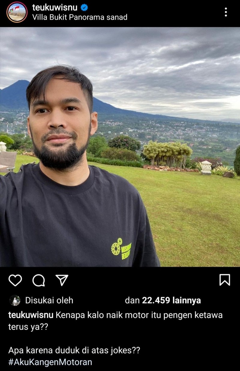 Teuku Wisnu sering membuat netizen tertawa dengan jokes bapak-bapak. Berikut ini di antaranya.