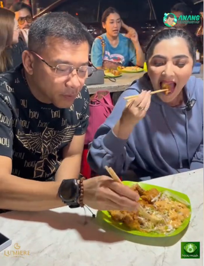 Makin Hobi Kulineran, Anang Hermansyah Gak Kalah dengan Food Vlogger Makin Hobi Kulineran, Anang Hermansyah Gak Kalah dengan Food Vlogger
