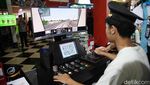 Mencoba Sensasi Jadi Masinis Lewat Simulator LRT
