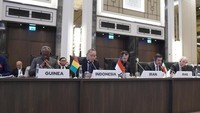 Menteri Perdagangan Zulkifli Hasan (Zulhas) memastikan Indonesia mengutuk berbagai aksi serangan dan pengeboman membabi buta terhadap warga Palestina oleh Israel. Pasalnya, serangan membuat banyak warga sipil Palestina menjadi korban. Hal itu disampaikan Zulhas saat Pertemuan Tingkat Menteri Ke-3 Komite Perundingan Perdagangan Sistem Preferensi Perdagangan OKI, Istanbul, Selasa (11/6/2024). 