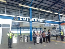 Begini Rasanya Naik KA Pertama di Sulawesi, Pemandangannya Segarkan Mata
