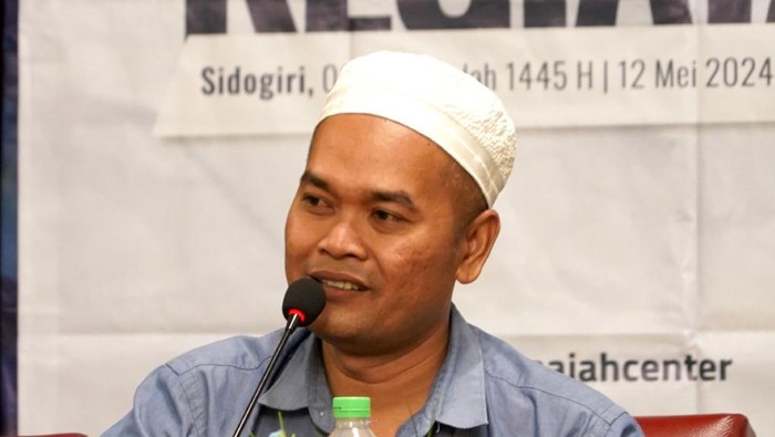 Moh. Achyat Ahmad (Direktur Annajah Center Sidogiri