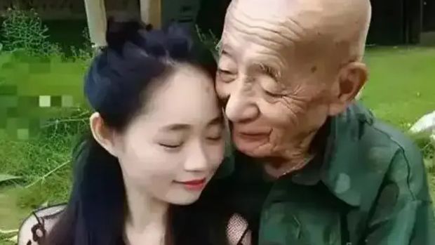 Pasangan Xiaofang dan Li